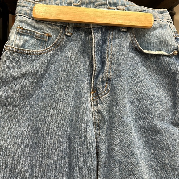 Shein Jeans, size XS - Picture 2 of 10